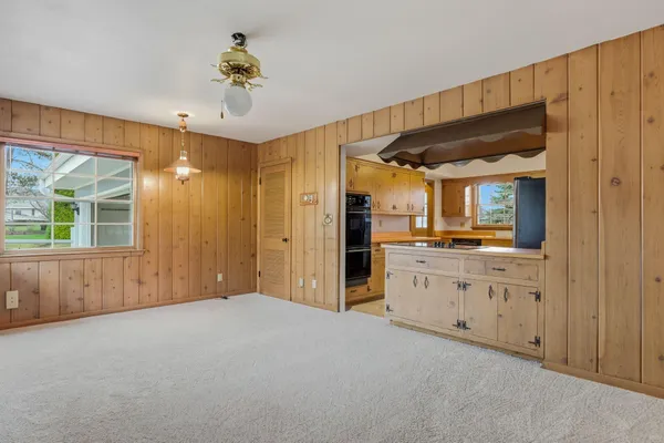 $487,750 | 18635 Benington Drive, Brookfield, WI 53045