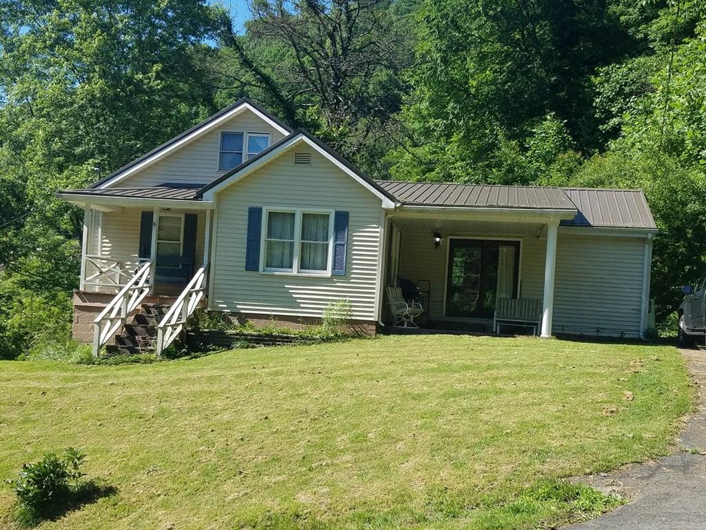 1045 Blooming Road Vansant, VA 24656 - Photo 1 of 1 Gallery Image 1