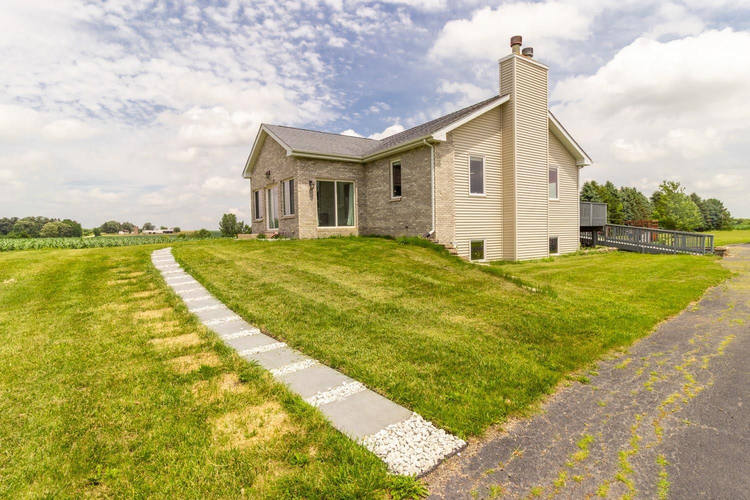 16649 Beaverton Road Capron, IL 61012 - Photo 7 of 48