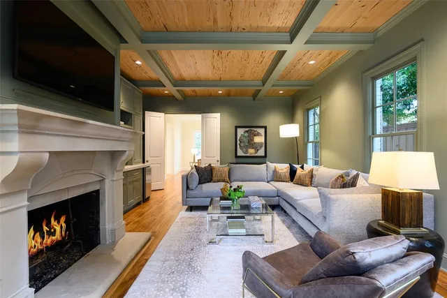 $5,850,000 | 5243 Farquhar Lane, Dallas, TX 75209