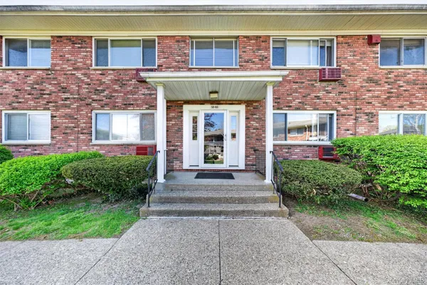 $1,900 | 810 Blooming Grove Turnpike, Unit 60, New Windsor, NY 12553