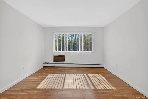 $1,900 | 810 Blooming Grove Turnpike, Unit 60, New Windsor, NY 12553
