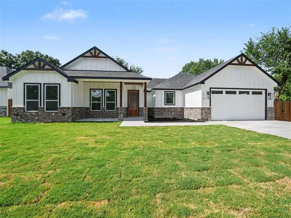 $427,000 | 113 Dennis Drive, Azle, TX 76020