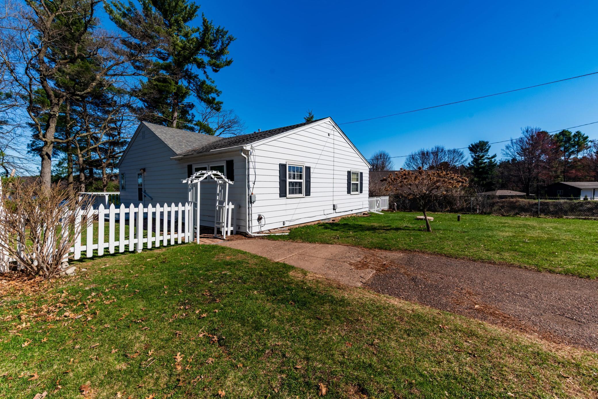 19490 53rd Avenue Chippewa Falls, WI 54729 - Photo 1 of 46
