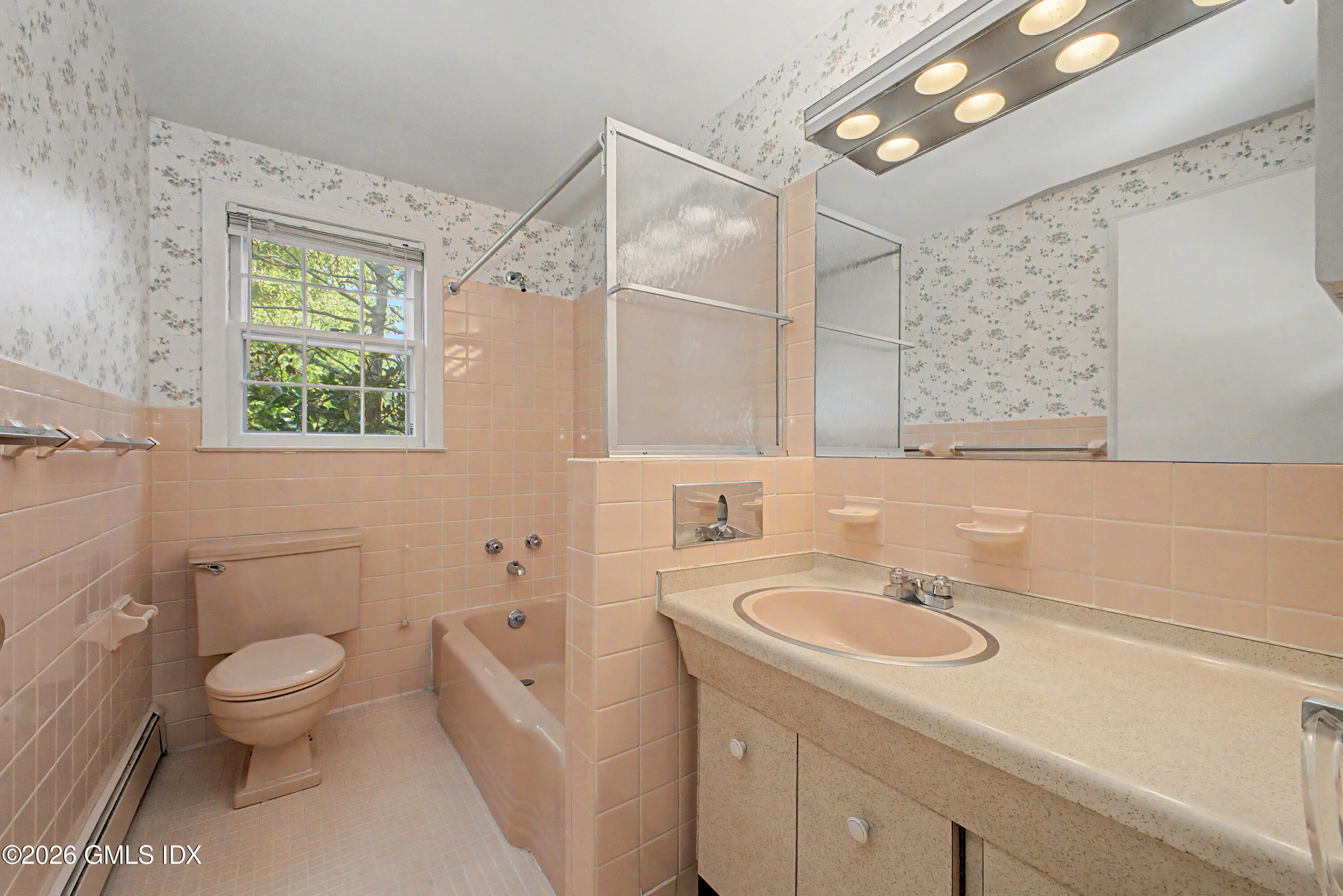 5 Bayside Terrace Riverside, CT 06878 - Photo 17 of 24 26