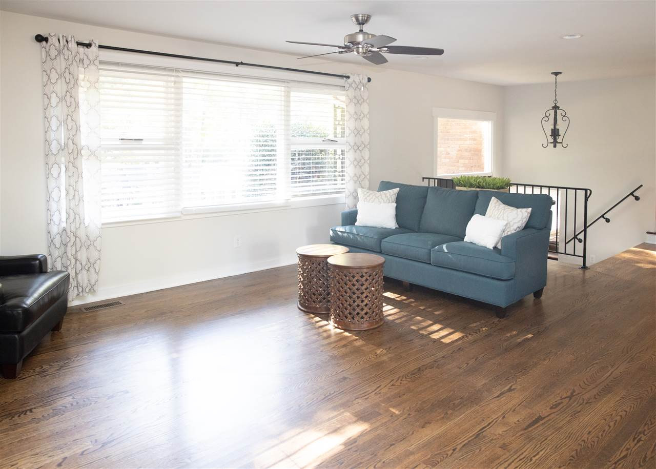 624 Macon Place Raleigh, NC 27609 - Photo 5 of 27 Photo 5