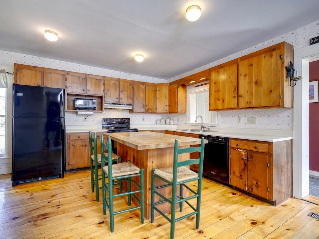 55 Western Road Warren, ME 04864 - Photo 13 of 35 Kitchen