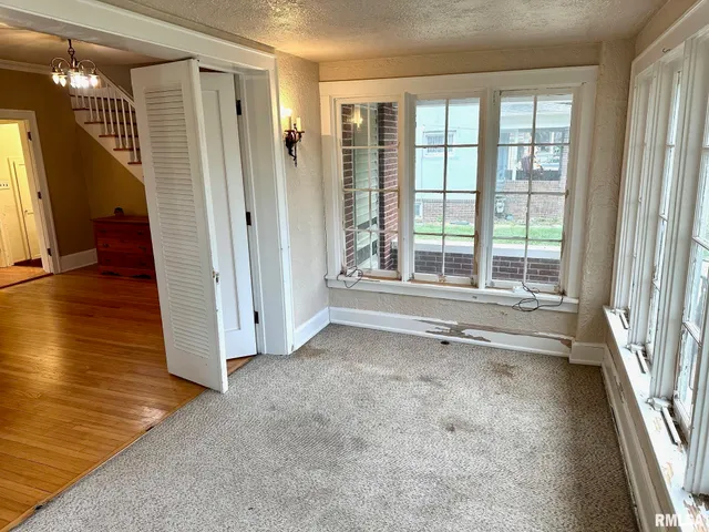 $119,000 | 1305 West Lafayette Avenue, Jacksonville, IL 62650