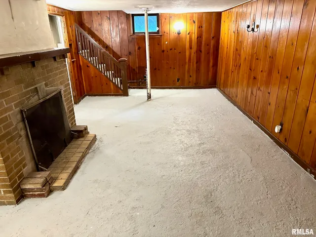 $119,000 | 1305 West Lafayette Avenue, Jacksonville, IL 62650