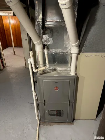 $119,000 | 1305 West Lafayette Avenue, Jacksonville, IL 62650