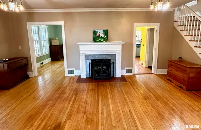 $119,000 | 1305 West Lafayette Avenue, Jacksonville, IL 62650