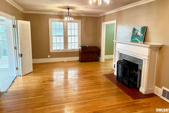 $119,000 | 1305 West Lafayette Avenue, Jacksonville, IL 62650