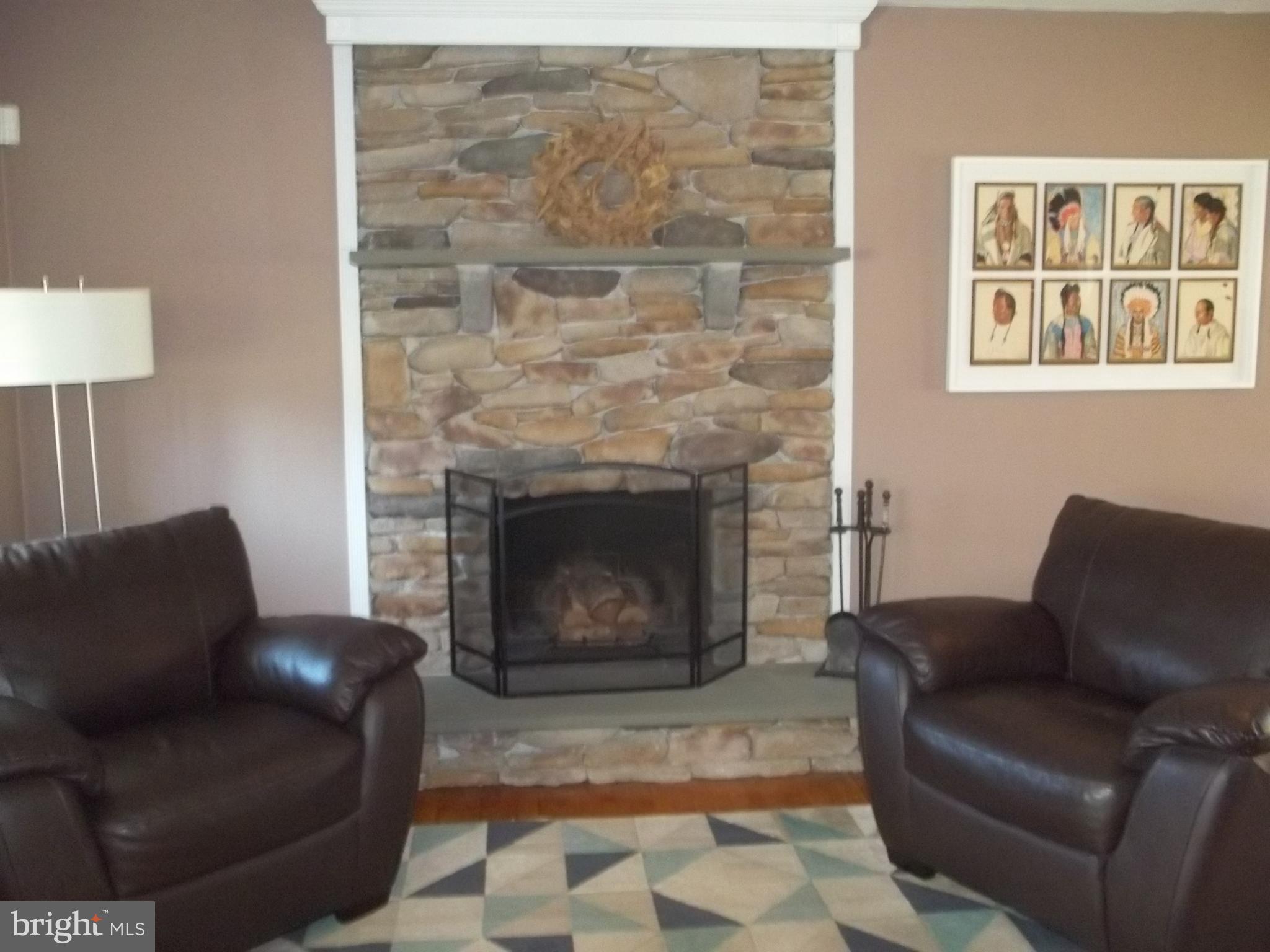 747 Lily Road Warminster, PA 18974 - Photo 11 of 41 Gallery Image 11