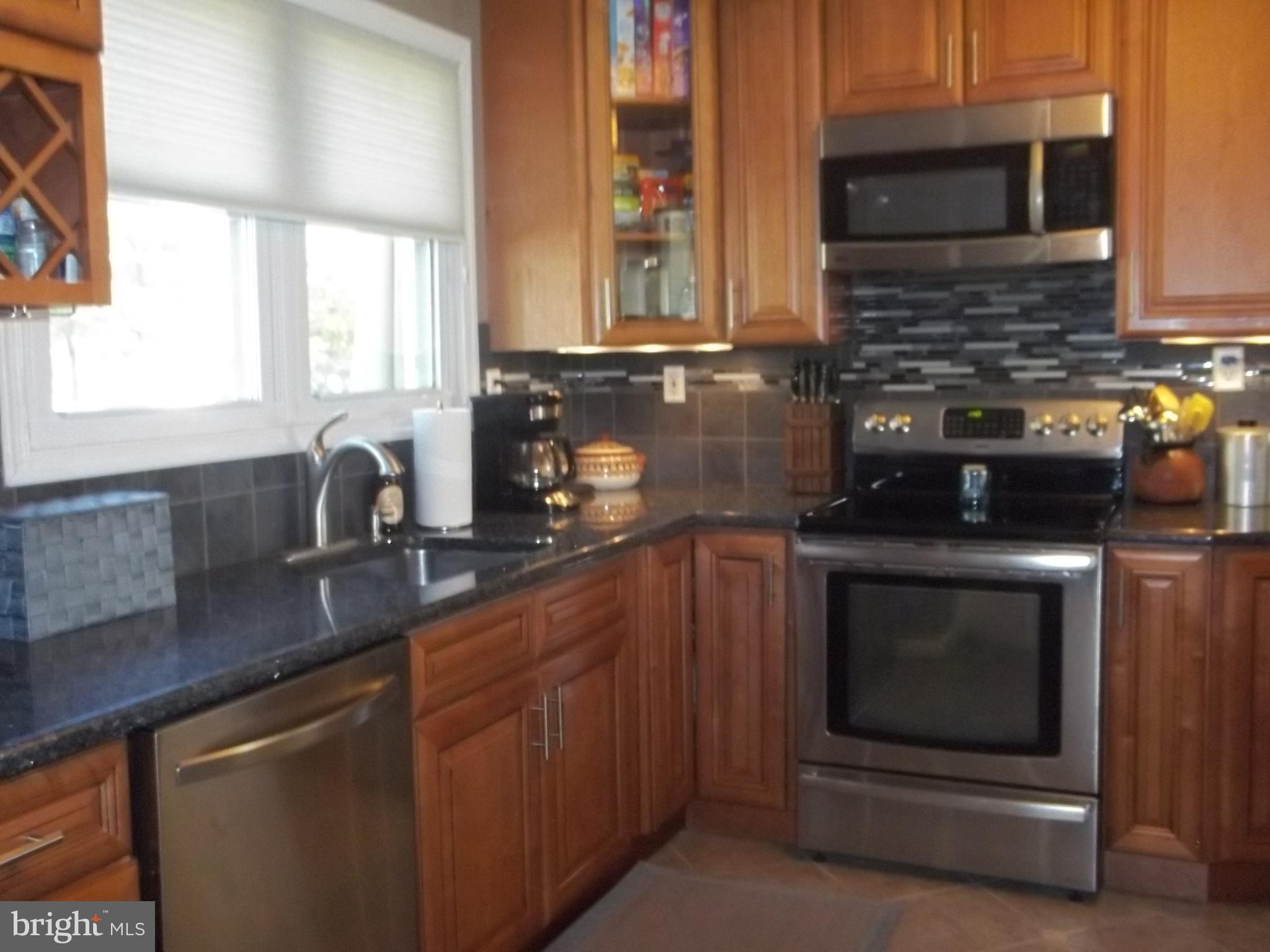 747 Lily Road Warminster, PA 18974 - Photo 8 of 41 Gallery Image 8
