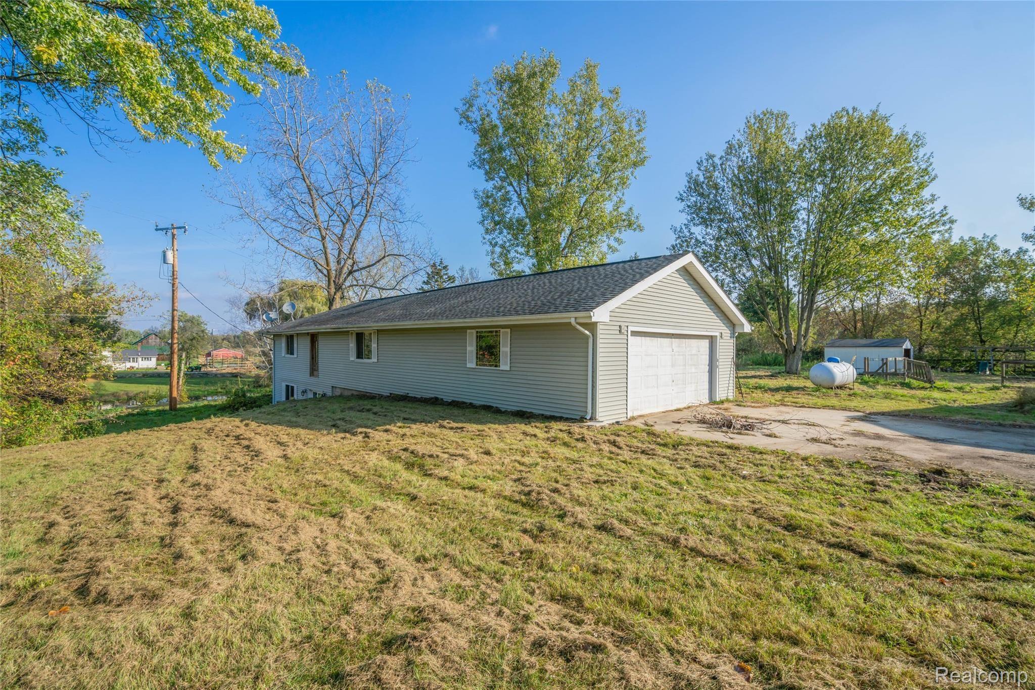 4044 Skelton Road Columbiaville, MI 48421 - Photo 3 of 34 Skelton-3.jpg