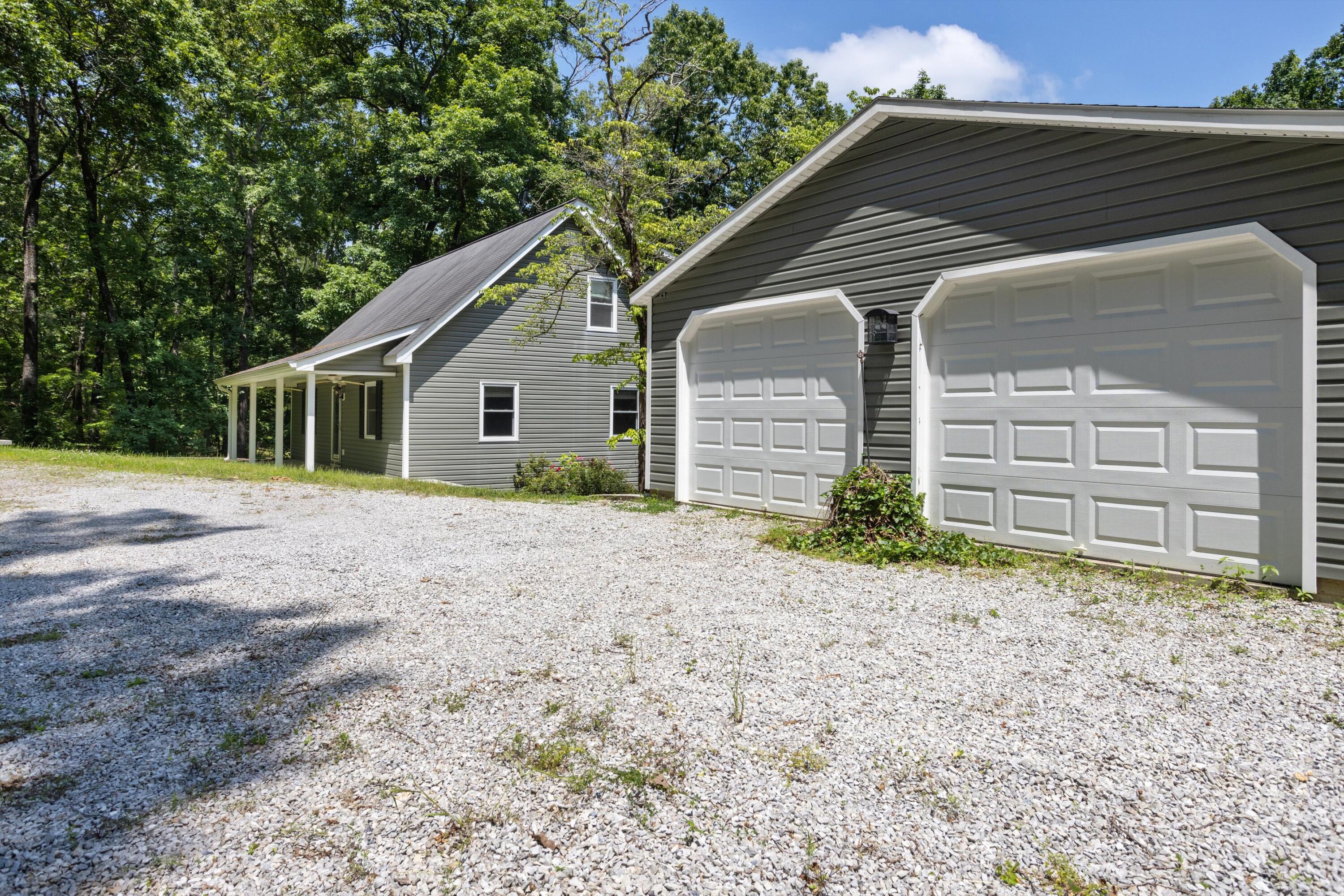 4686 Howardsville Road Apison, TN 37302 - Photo 5 of 49 03-2M6A0105
