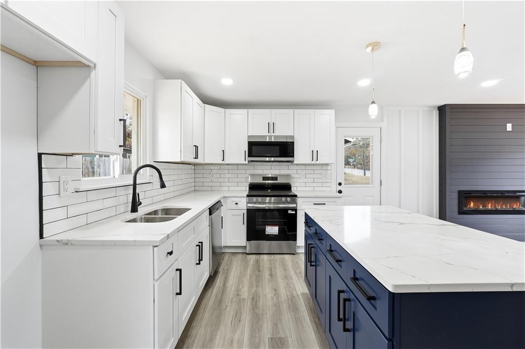 6677 Fielder Road Rex, GA 30273 - Photo 8 of 25