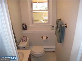 49 Winding Way Road Stratford, NJ 08084 - Photo 10 of 12