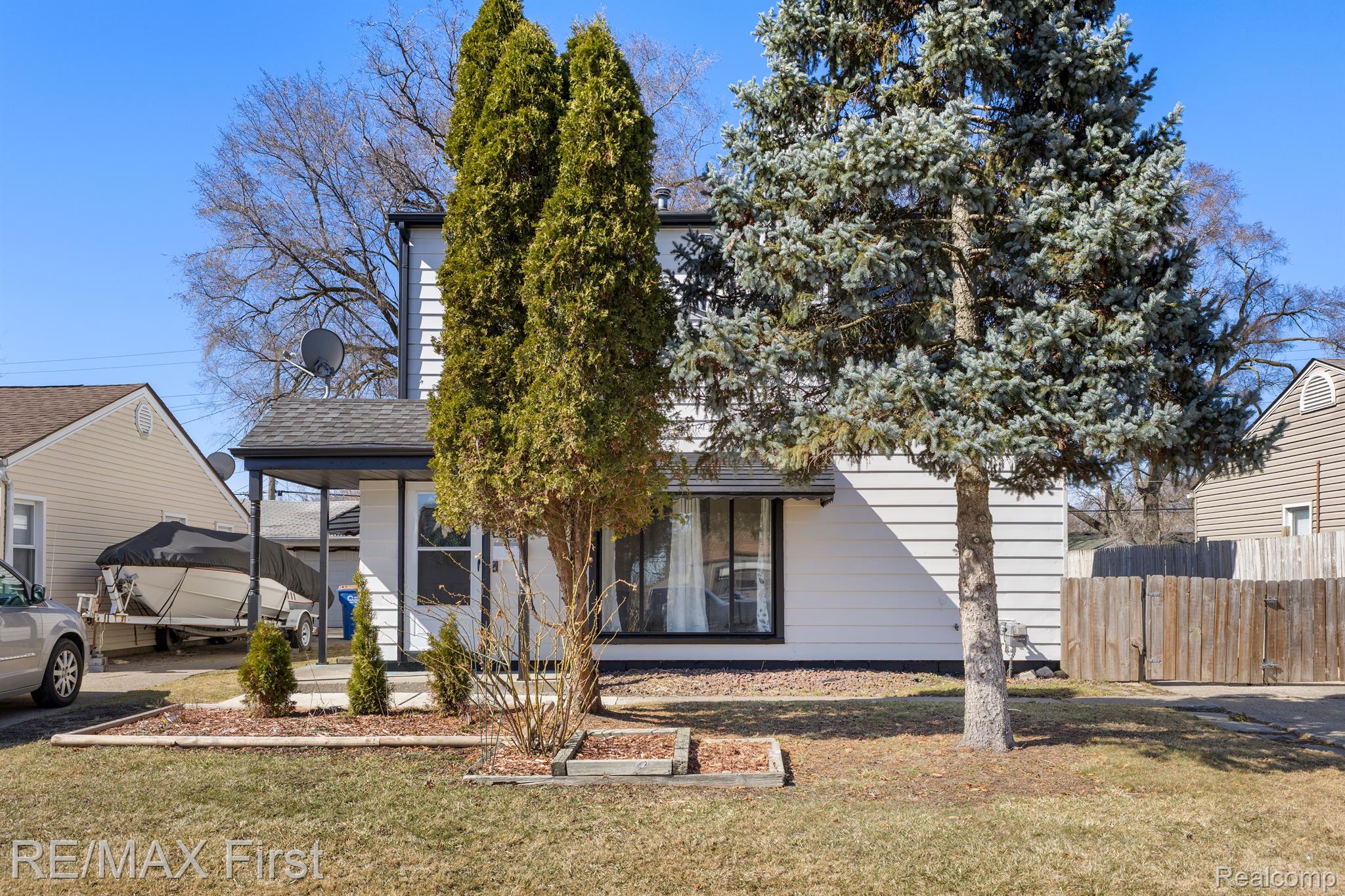 25145 Hayes Road Warren, MI 48089 - Photo 2 of 30