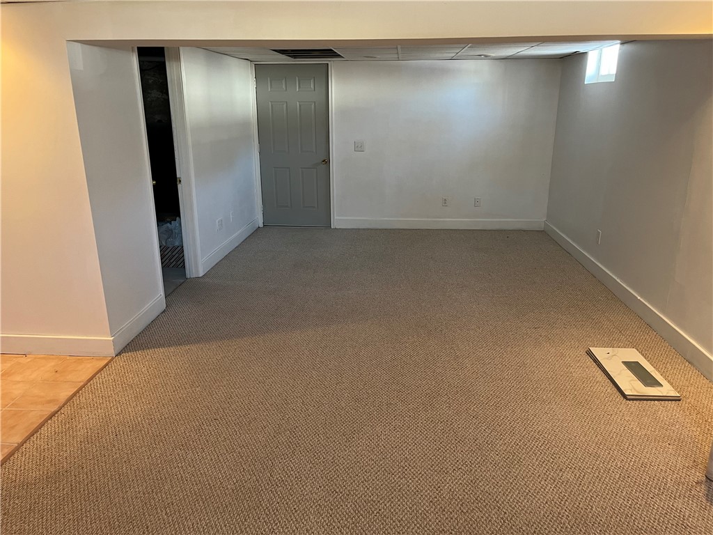 83 Old Post Road Westerly, RI 02891 - Photo 23 of 28