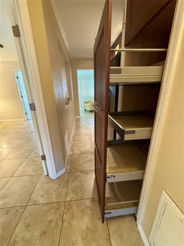 $1,200 | 5855 18th Street North, Unit 11, St. Petersburg, FL 33714