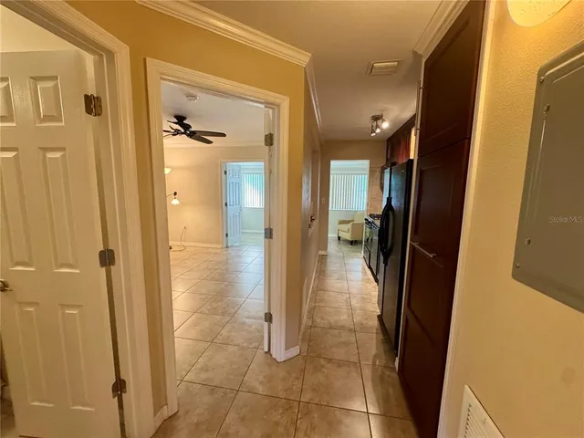 $1,200 | 5855 18th Street North, Unit 11, St. Petersburg, FL 33714