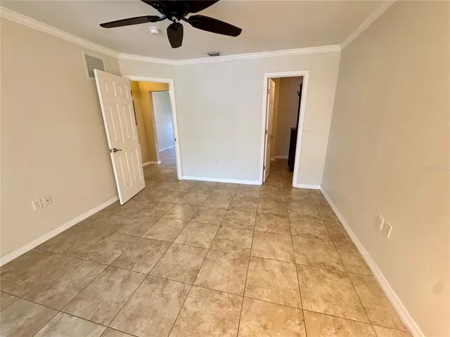 $1,200 | 5855 18th Street North, Unit 11, St. Petersburg, FL 33714