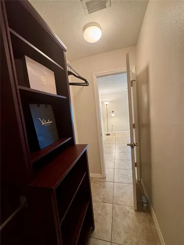 $1,200 | 5855 18th Street North, Unit 11, St. Petersburg, FL 33714