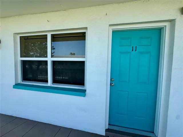 $1,200 | 5855 18th Street North, Unit 11, St. Petersburg, FL 33714