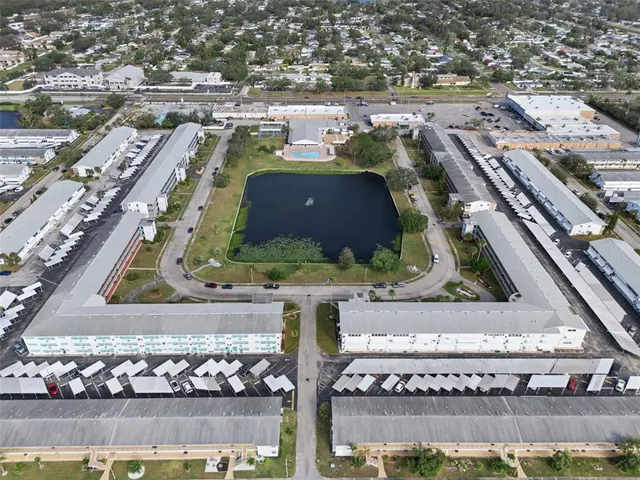 $1,200 | 5855 18th Street North, Unit 11, St. Petersburg, FL 33714