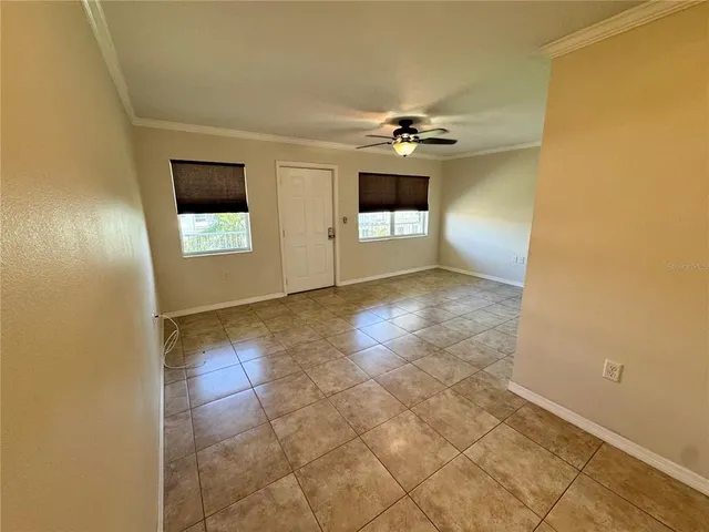 $1,200 | 5855 18th Street North, Unit 11, St. Petersburg, FL 33714