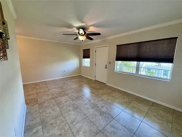 $1,200 | 5855 18th Street North, Unit 11, St. Petersburg, FL 33714