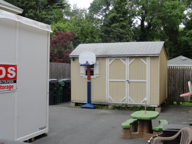 44 Milton Road Warwick, RI 02888 - Photo 4 of 21 Gallery Image 4