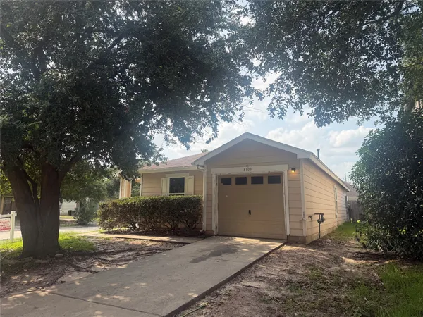 $1,695 | 8103 Forest Glen Drive, Humble, TX 77338