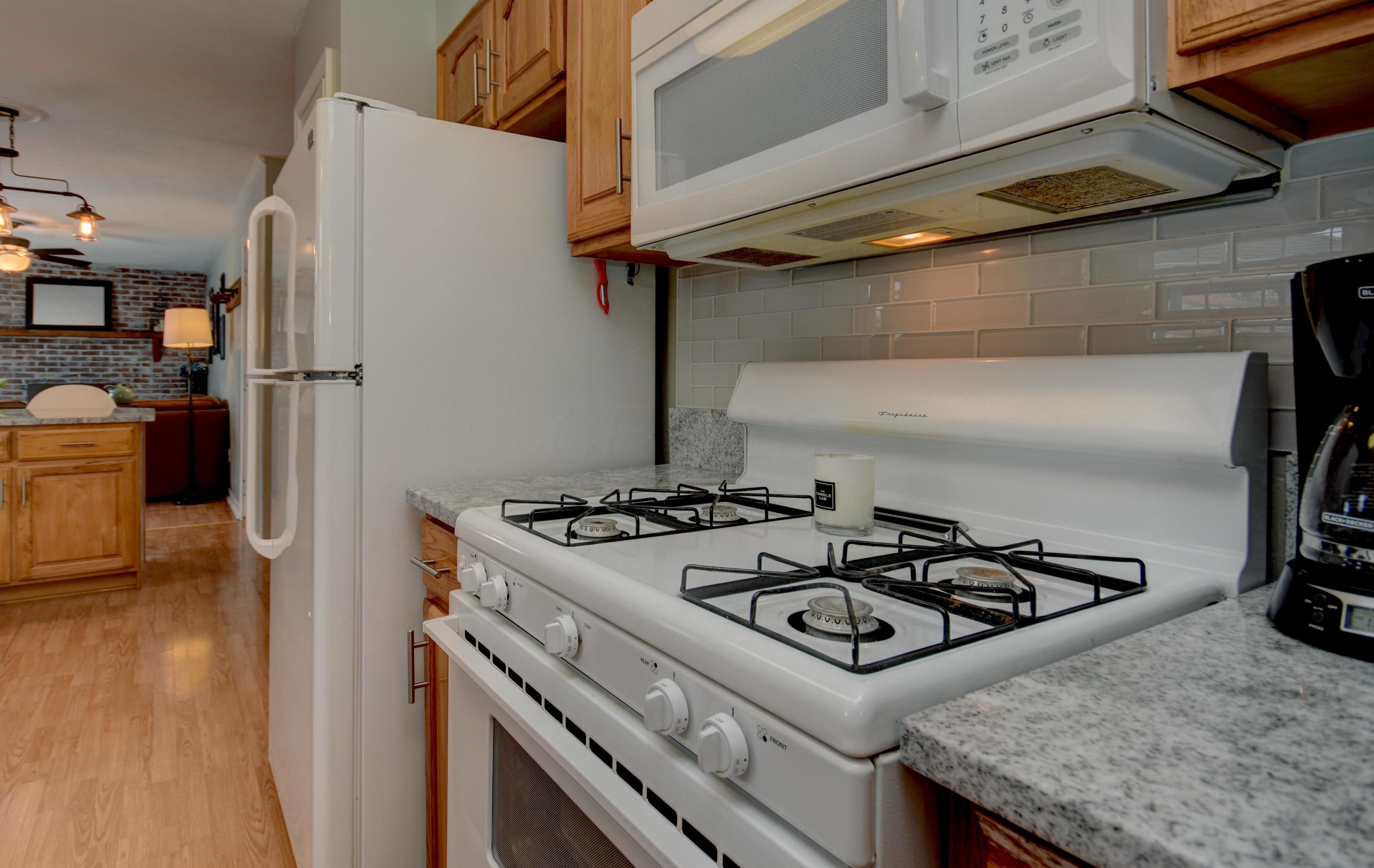 1371 Spindler Road Columbus, OH 43228 - Photo 11 of 32 Gallery Image 11