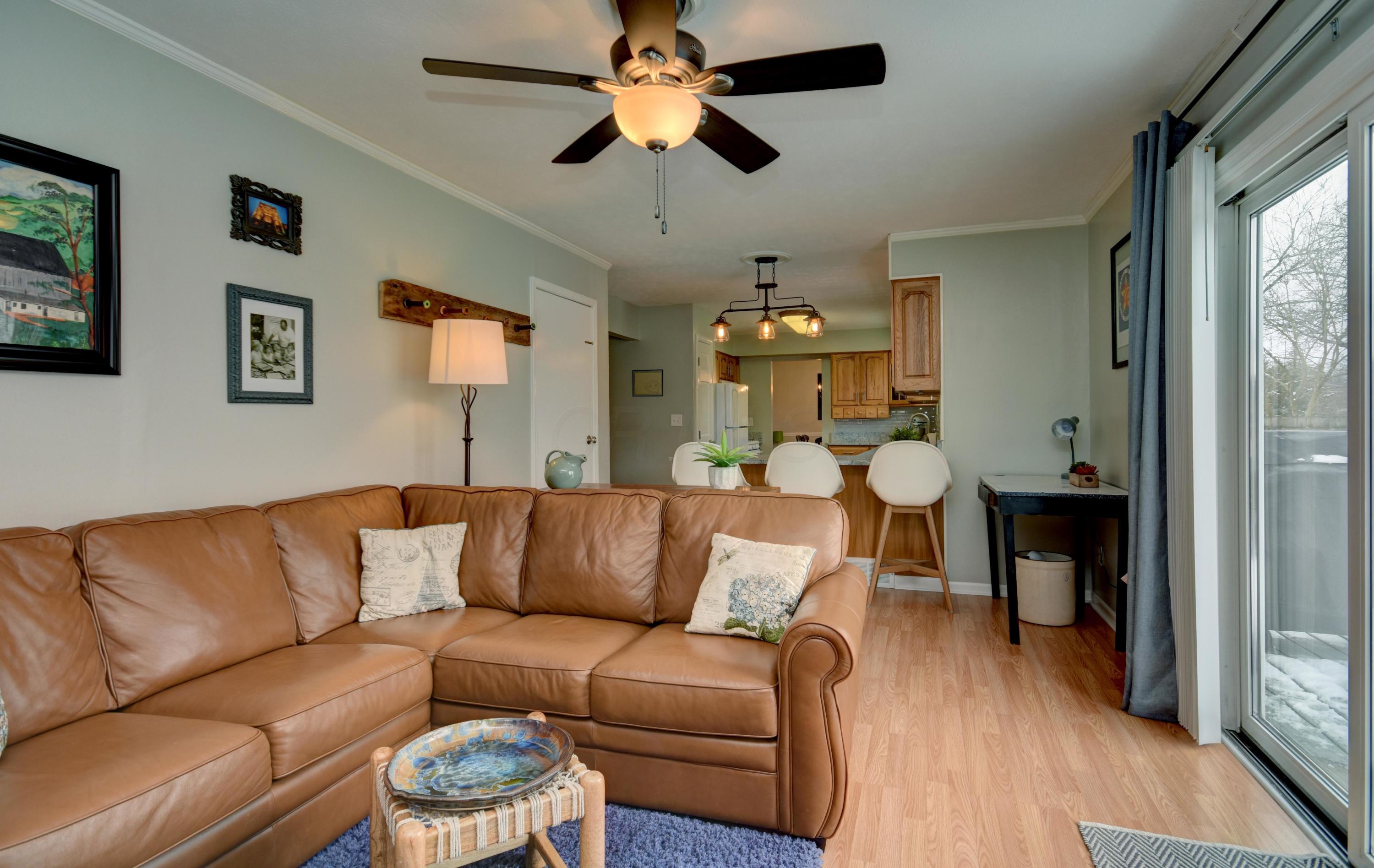 1371 Spindler Road Columbus, OH 43228 - Photo 13 of 32 Gallery Image 13