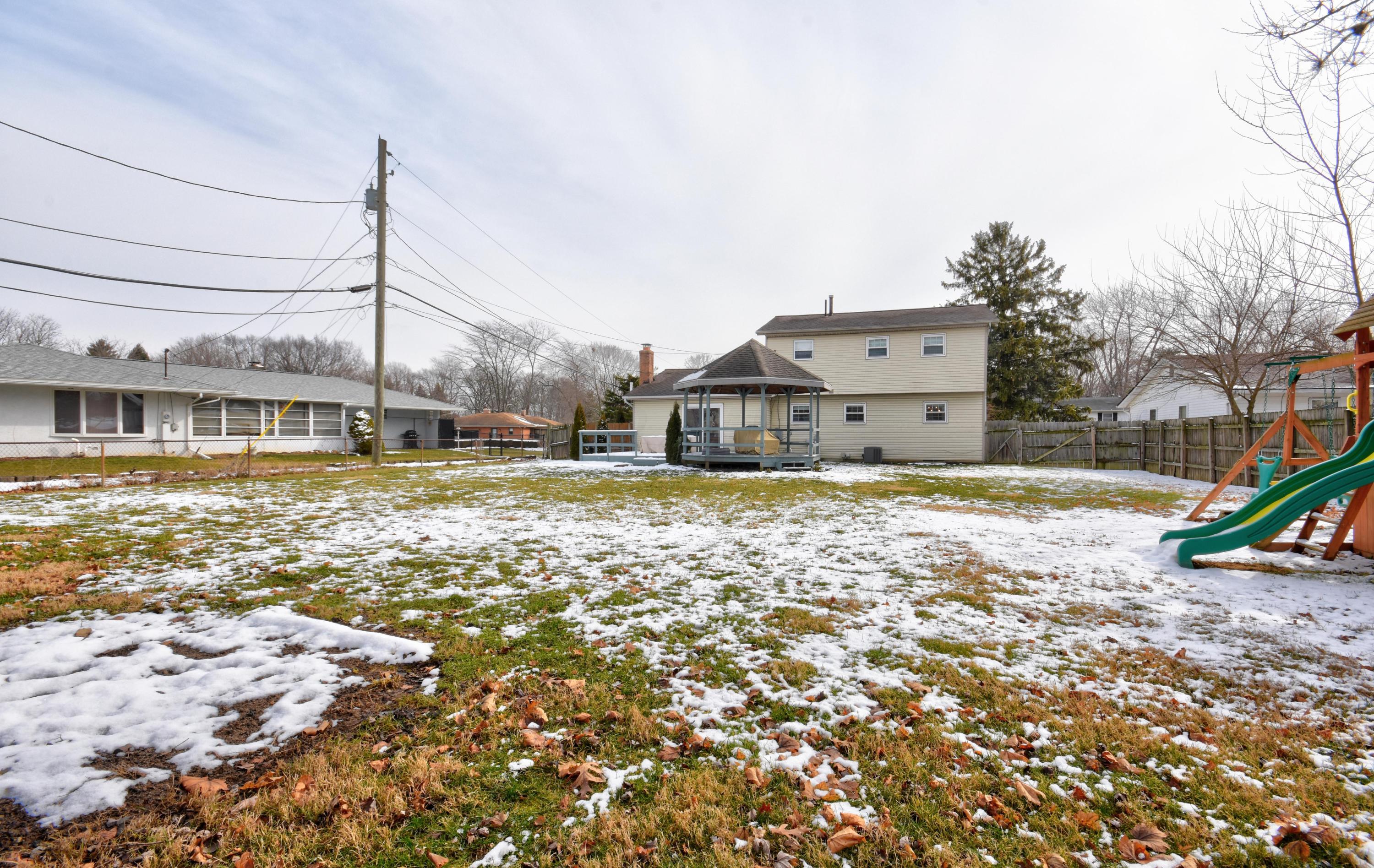 1371 Spindler Road Columbus, OH 43228 - Photo 32 of 32 Gallery Image 32