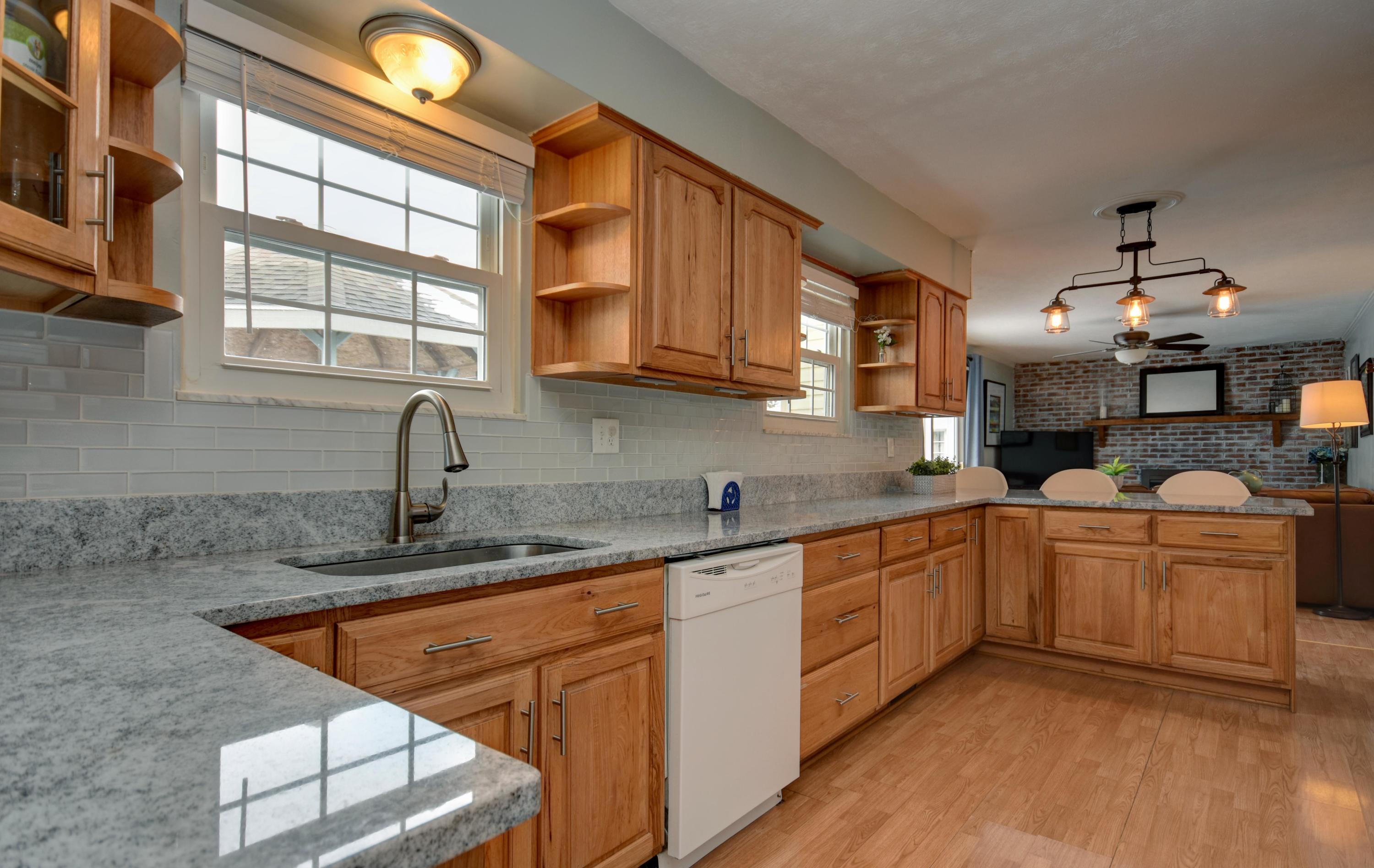 1371 Spindler Road Columbus, OH 43228 - Photo 10 of 32 Gallery Image 10