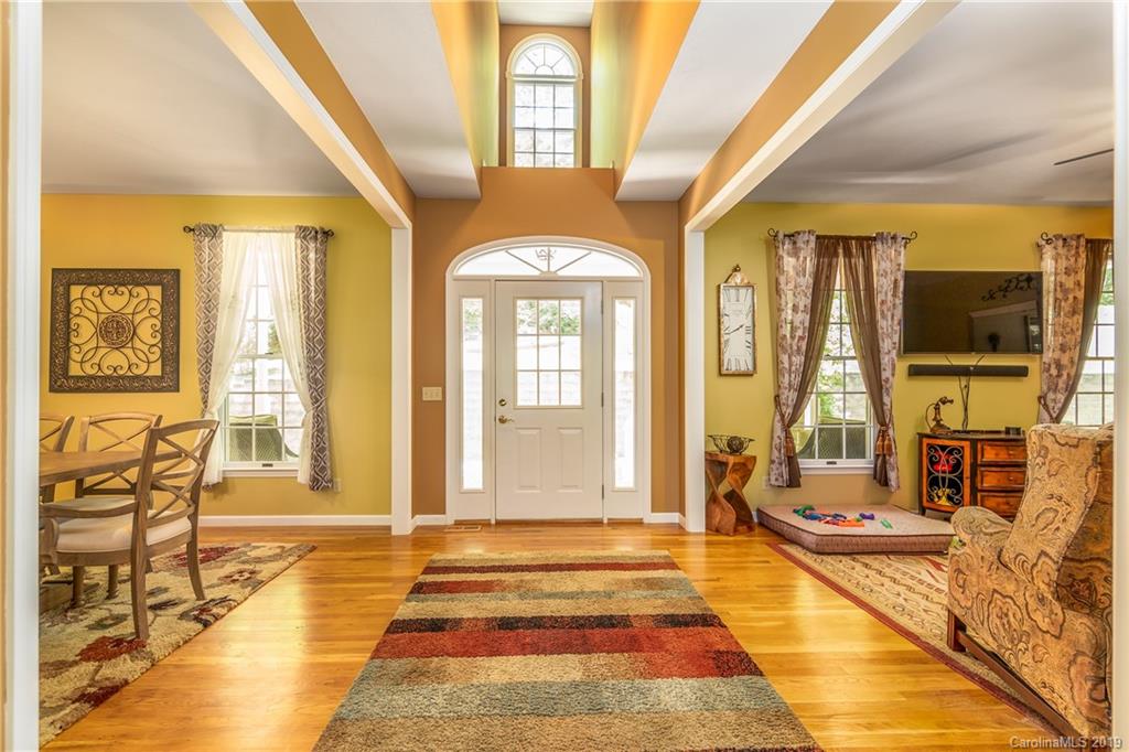 132 Eagles Ridge Road Sylva, NC 28779 - Photo 3 of 18 Gallery Image 3