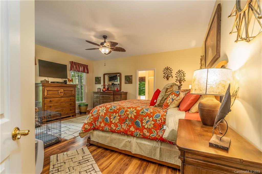 132 Eagles Ridge Road Sylva, NC 28779 - Photo 10 of 18 Gallery Image 10