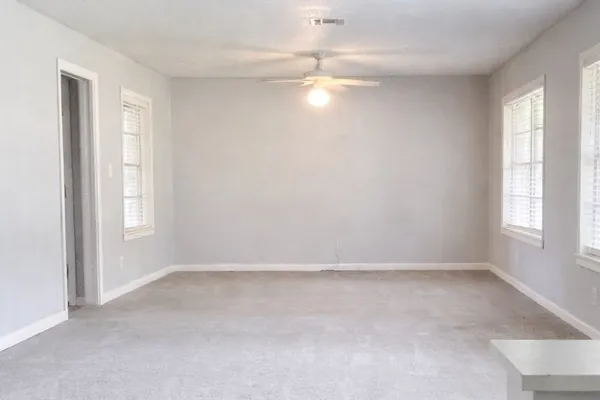 $1,750 | 409 Koehl Street, Wharton, TX 77488