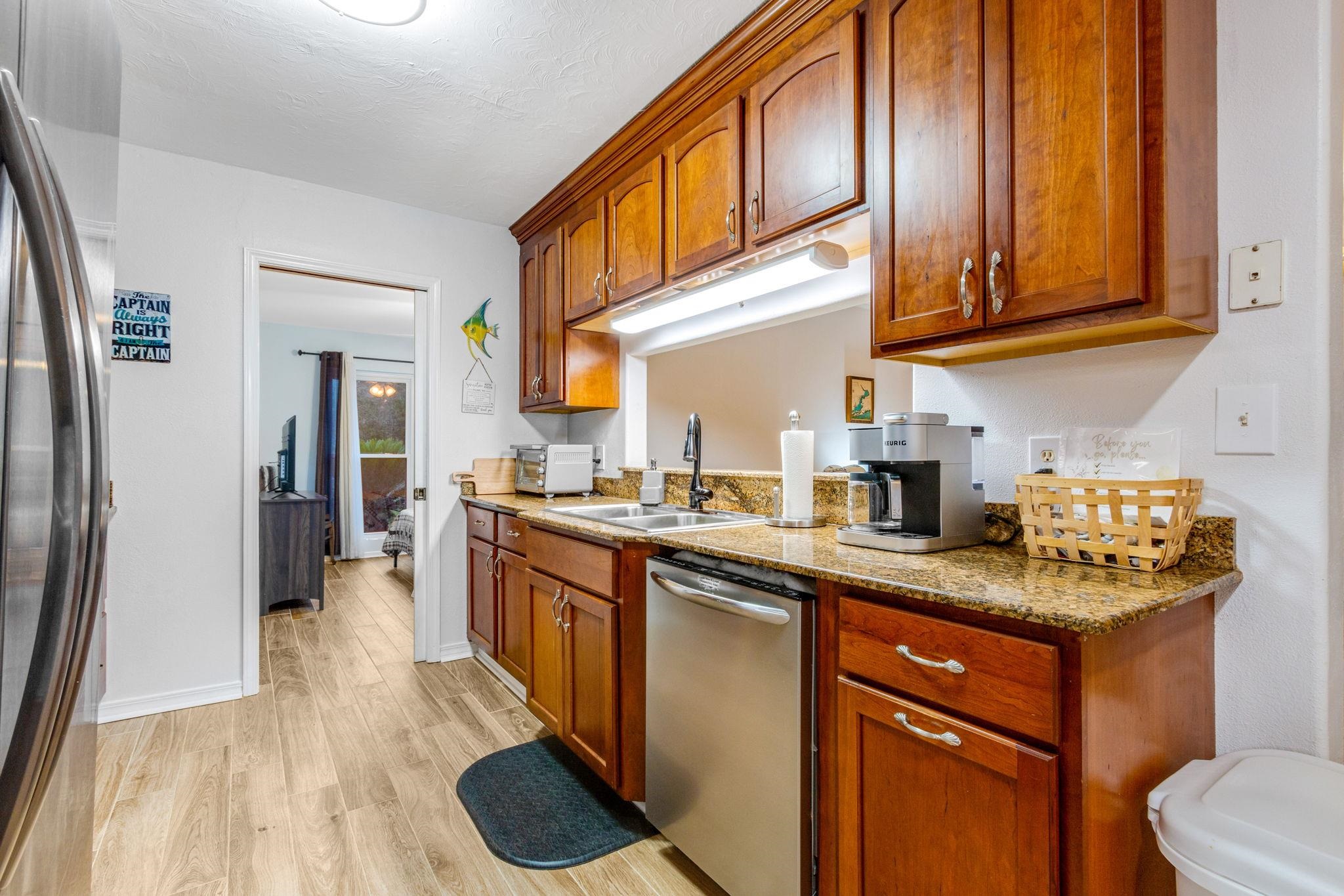 9288 County Road 99 Lillian, AL 36549 - Photo 11 of 48 Kitchen