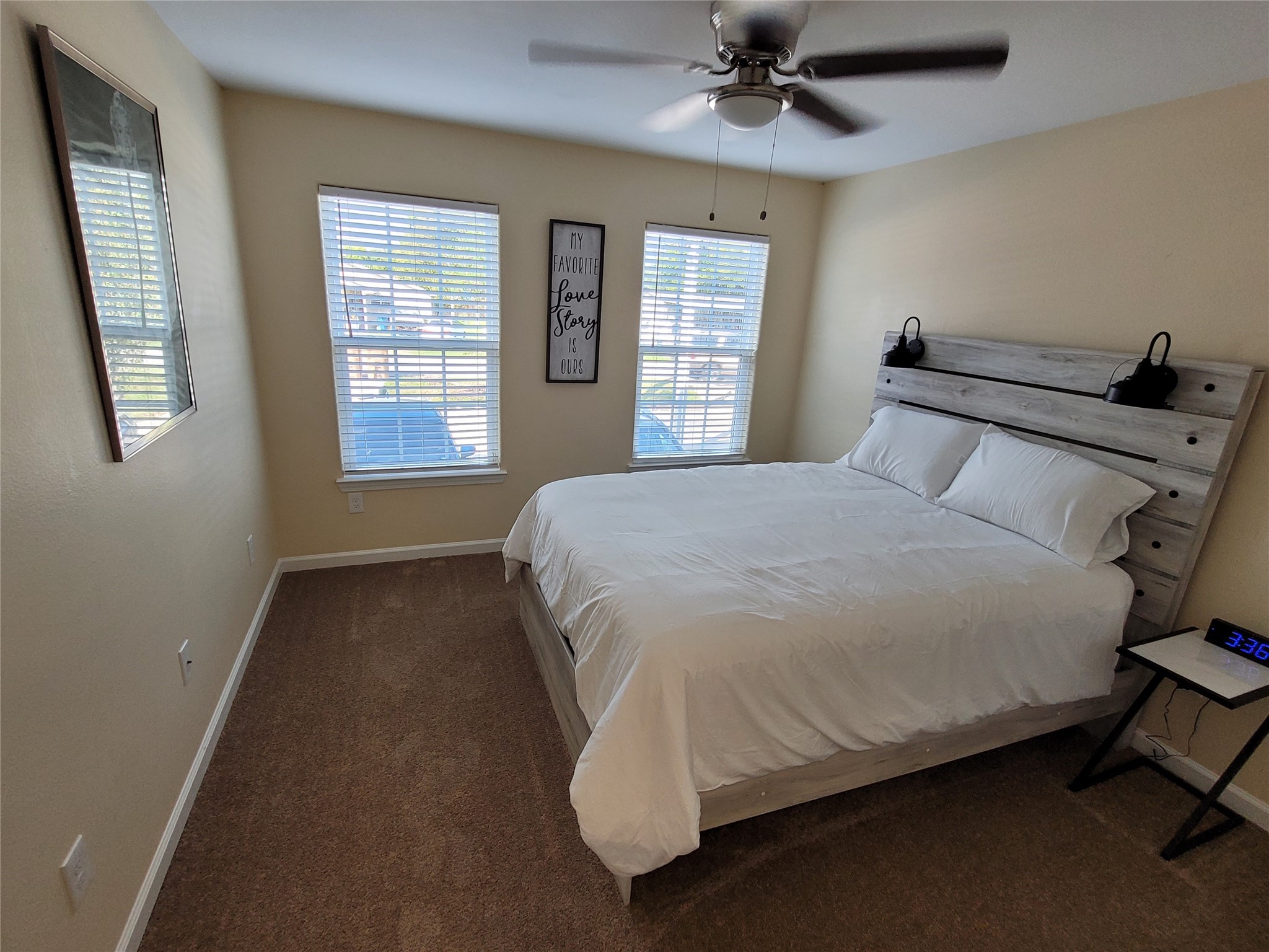 4426 25th Street East, Unit C Dickinson, TX 77539 - Photo 24 of 31 a bedroom with a bed and window