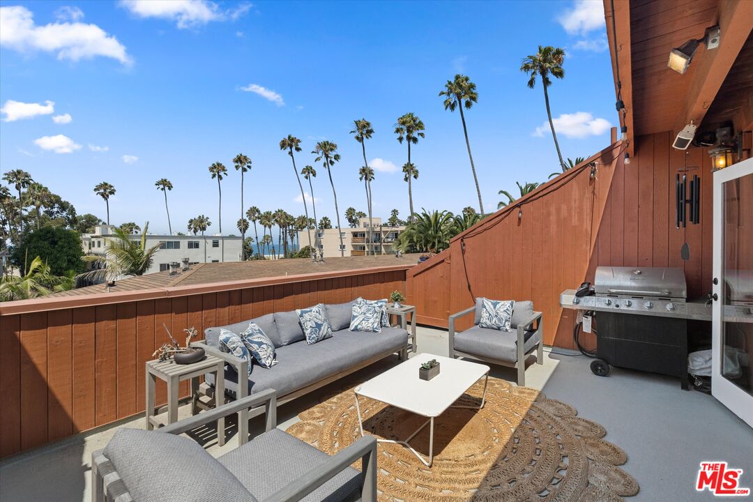 2108 Neilson Way Santa Monica, CA 90405 - Photo 27 of 70