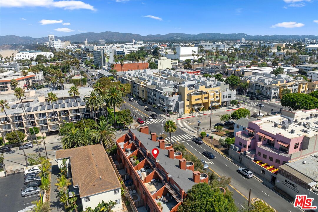 2108 Neilson Way Santa Monica, CA 90405 - Photo 31 of 70 a city view