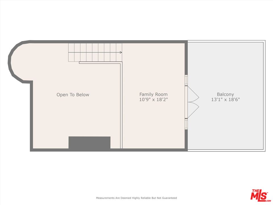 2108 Neilson Way Santa Monica, CA 90405 - Photo 58 of 70 a picture of a room