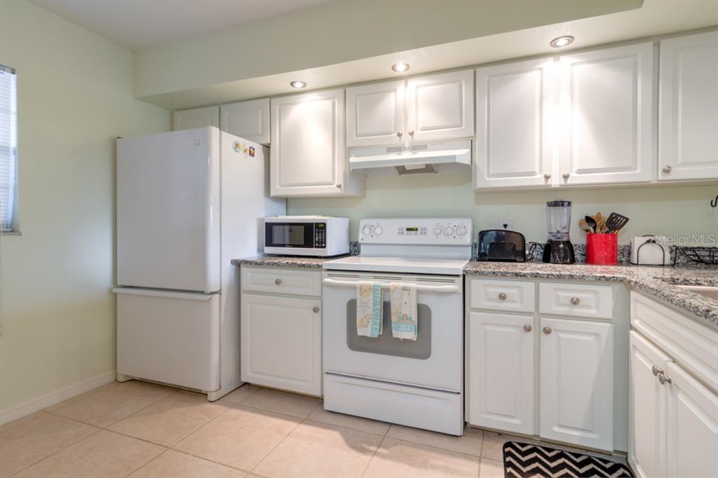 2275 South McCall Road, Unit 104 Englewood, FL 34224 - Photo 7 of 34