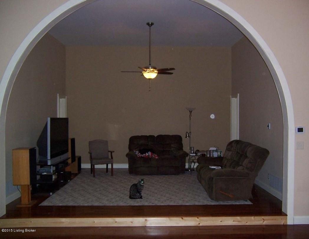 5591 Loretto Road Bardstown, KY 40004 - Photo 5 of 25 17Living Room