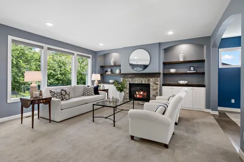 $915,000 | 5450 Yellowstone Lane North, Plymouth, MN 55446