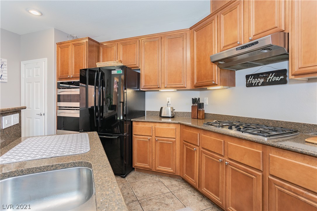 11183 Ranch Valley Street Las Vegas, NV 89179 - Photo 9 of 38 Gallery Image 9